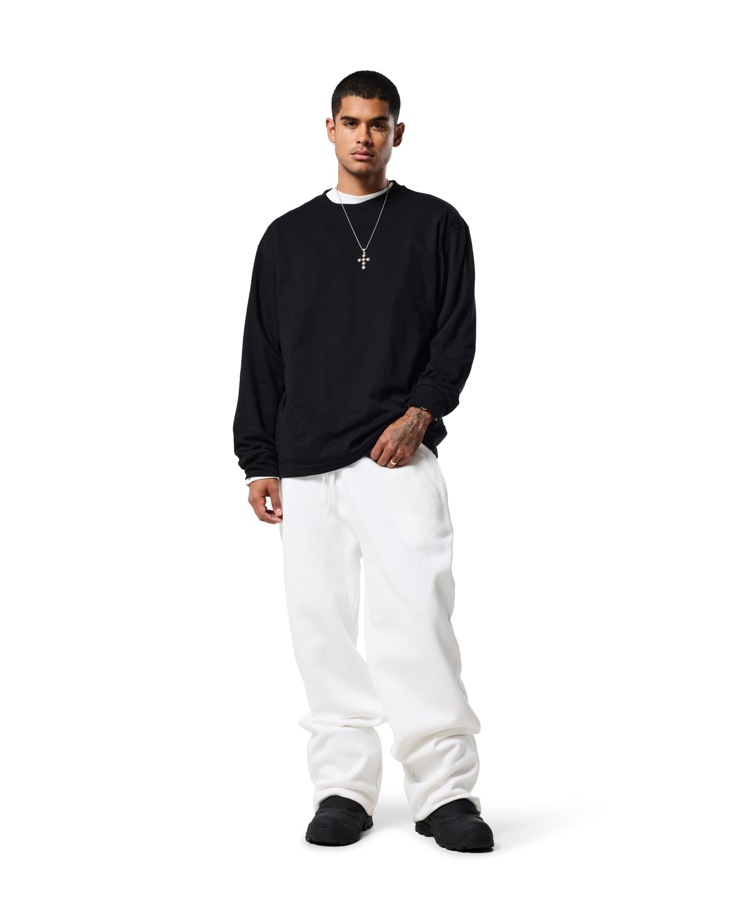 220GSM LONG SLEEVE T - JET BLACK