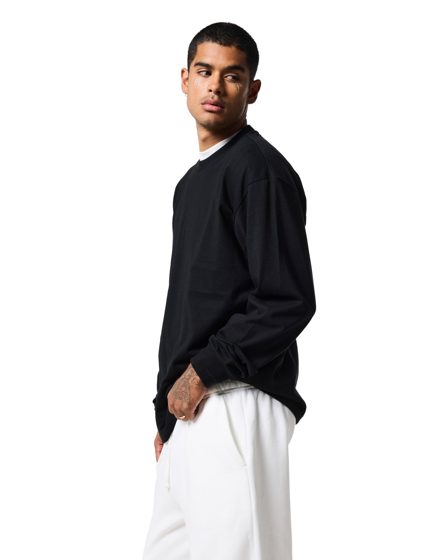 220GSM LONG SLEEVE T - JET BLACK
